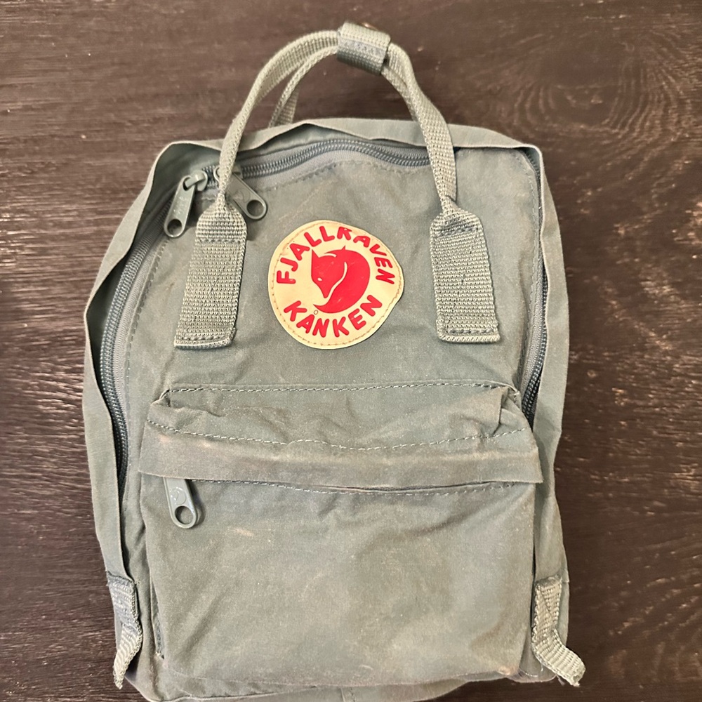 Fjallraven Kånken Mini Backpack - Dark Gray